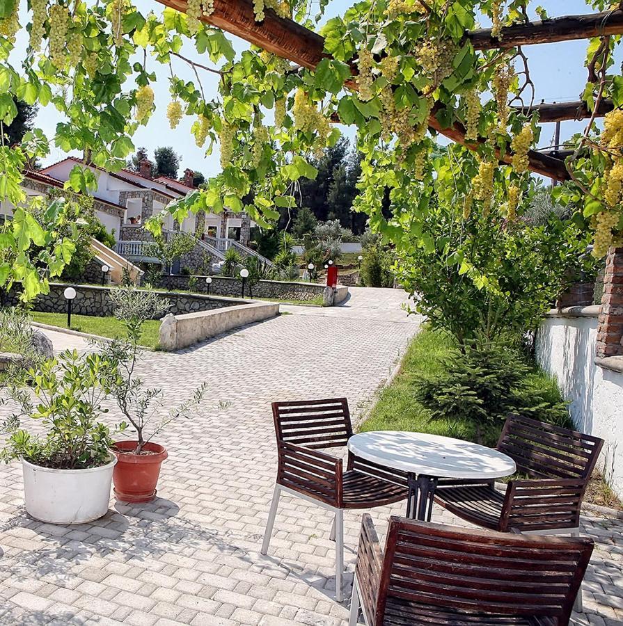 Chrouso Apartments 팔리오우리 외부 사진